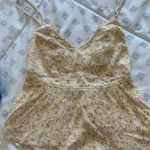 Abercrombie & Fitch top